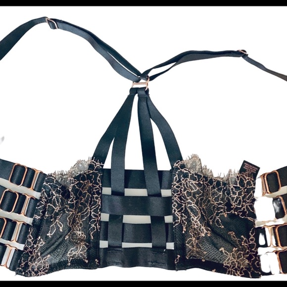 Victoria Secret Bra - Picture 6 of 6